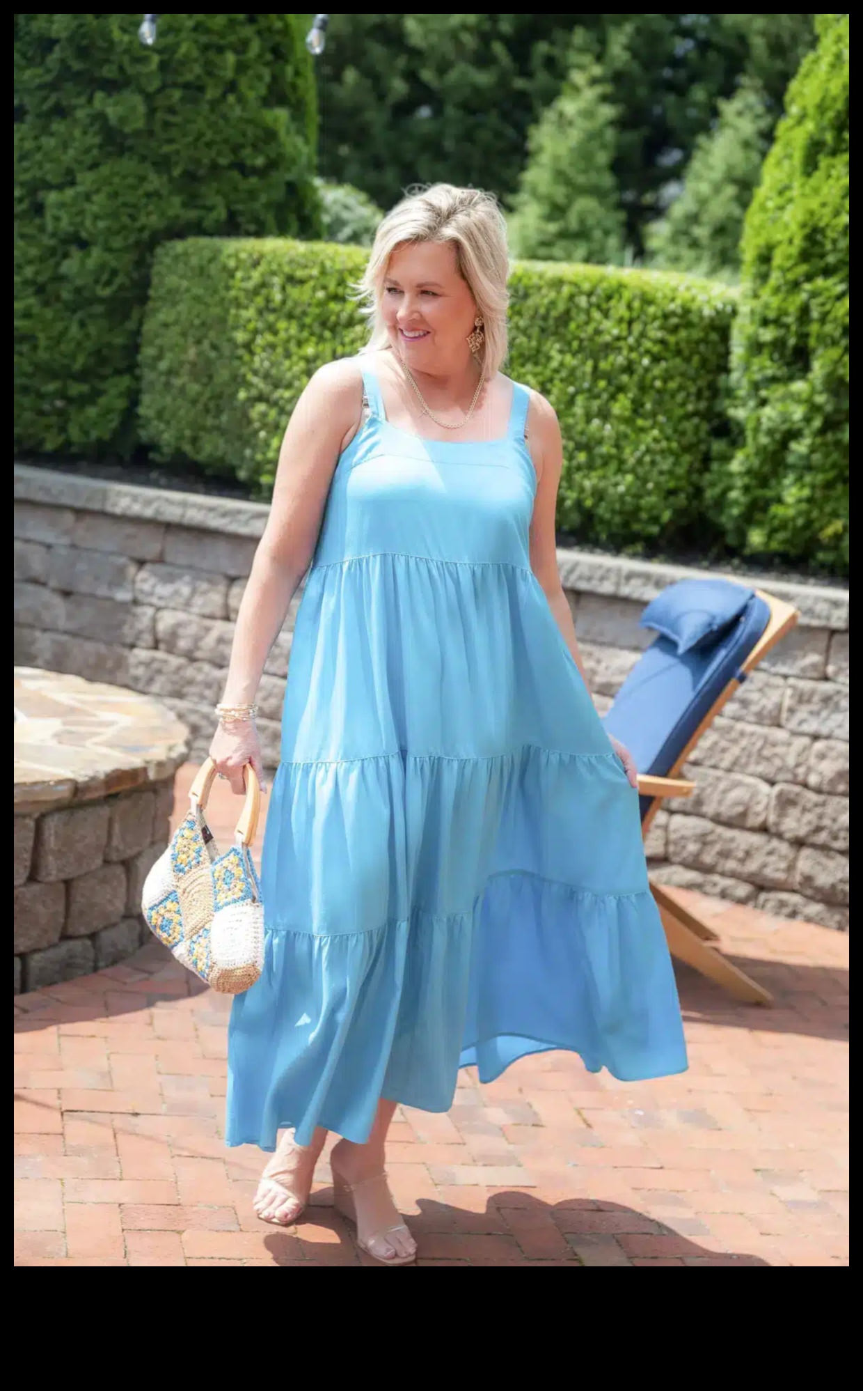 סאני סטיילס 50+ תלבושות קיץ לוהטות לימים מגמתיים 29 סגנונות שמש: תלבושות קיץ לוהטות לימים מגמתיים