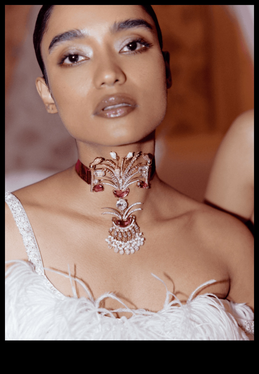 רומנטיקה קורנת: תן לאהבה לזרוח עם קולקציית הצ'וקר הרומנטית שלנו