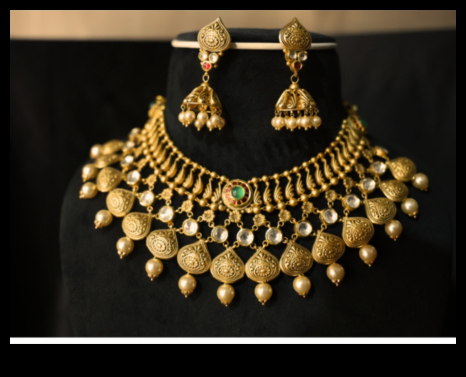 הילות אוריק מוארות מסוג Golden Grace Auric מוארות עם קולרים מעוטרים בזהב 2 חסד הזהב: האיר את ההילה שלך עם קולרים מעוטרים בזהב