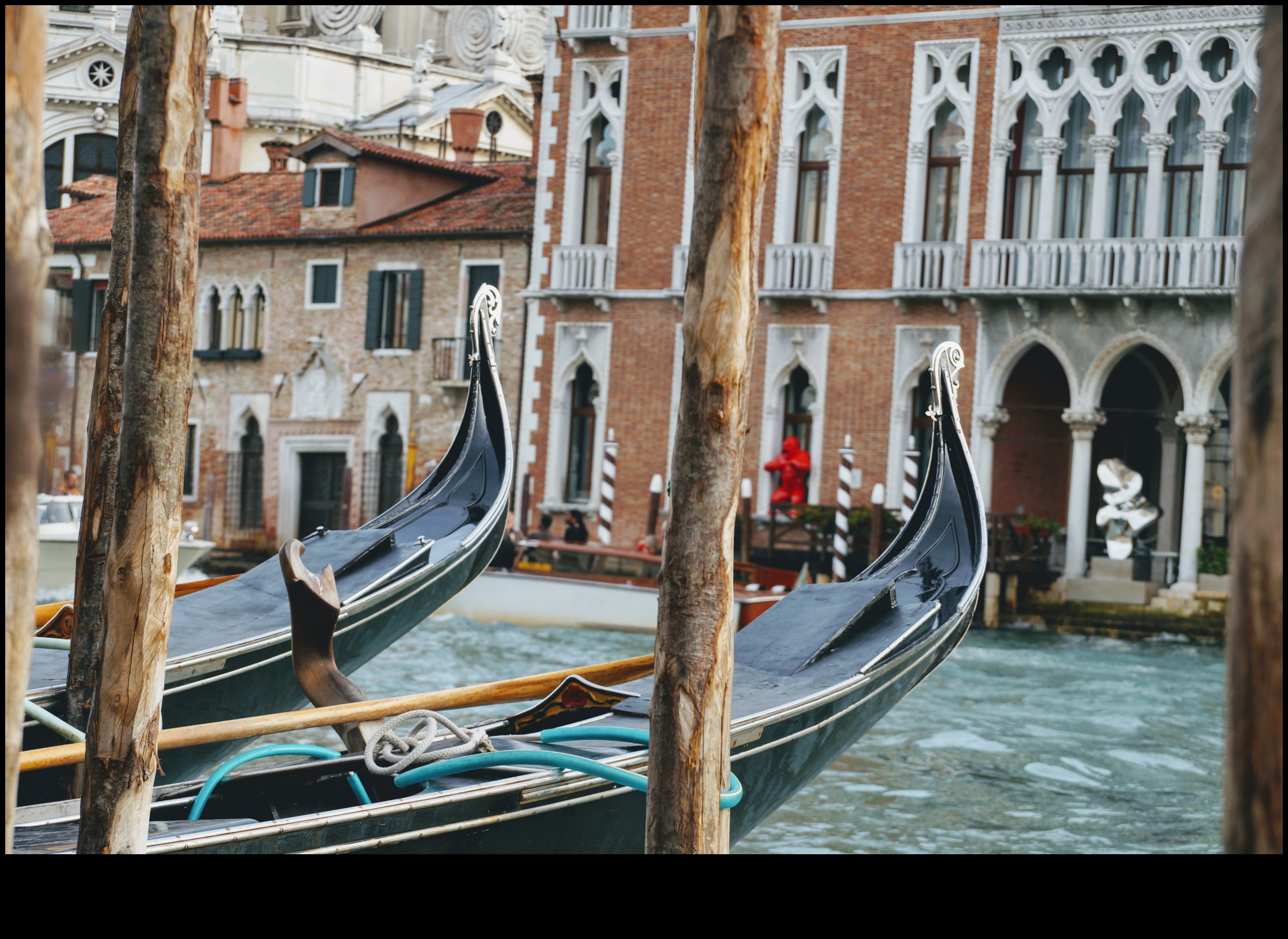 טעימה מוונציה התענגו על התענוגות האיטלקיים של ה-Waterfront 2 טעם מוונציה: תענוגות איטלקיים מהחוף