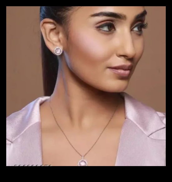 Regal Radiance אוסף שרשרת לשלטון בית המשפט 1 Regal Radiance: Reign Supreme עם מבחר השרשרת המלכותית שלנו