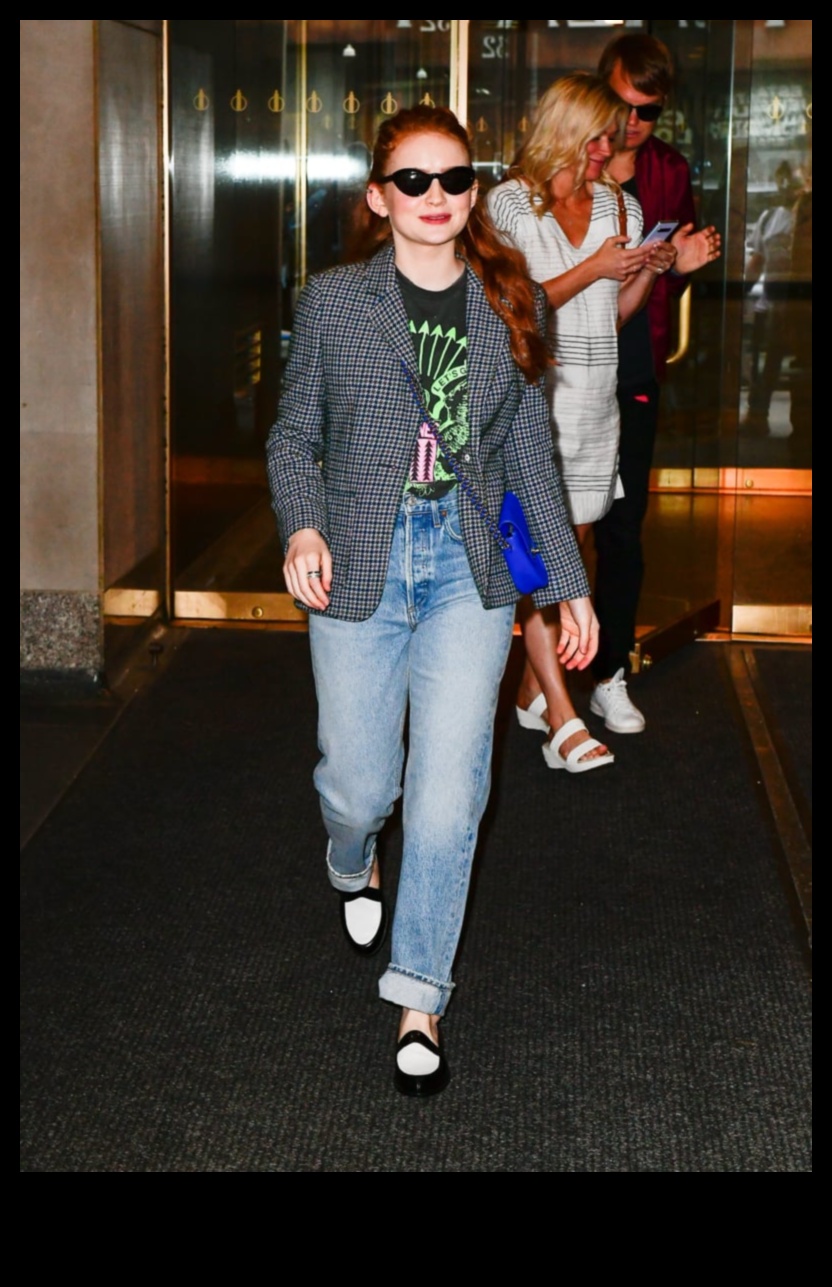 פפראצי מושלם 10 תלבושות סלבריטאים שיגרמו לך לעצור ולבהות 1 פפראצי מושלם: תלבושות מפורסמות שמושכות תשומת לב